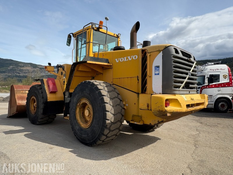 2002 Volvo L150E - 15 177 motortimer - leveres med ny sertifisering - Utovarivač na kotačima: slika 2002 Volvo L150E - 15 177 motortimer - leveres med ny sertifisering - Utovarivač na kotačima 2002 Volvo L150E - 15 177 motortimer - leveres med ny sertifisering - Utovarivač na kotačima: slika 2002 Volvo L150E - 15 177 motortimer - leveres med ny sertifisering - Utovarivač na kotačima