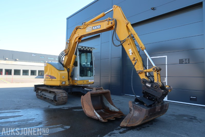 2004 Kato HD 308US 8-tonner, 2 skuffer, 9275 timer - Bager: slika 2004 Kato HD 308US 8-tonner, 2 skuffer, 9275 timer - Bager 2004 Kato HD 308US 8-tonner, 2 skuffer, 9275 timer - Bager: slika 2004 Kato HD 308US 8-tonner, 2 skuffer, 9275 timer - Bager