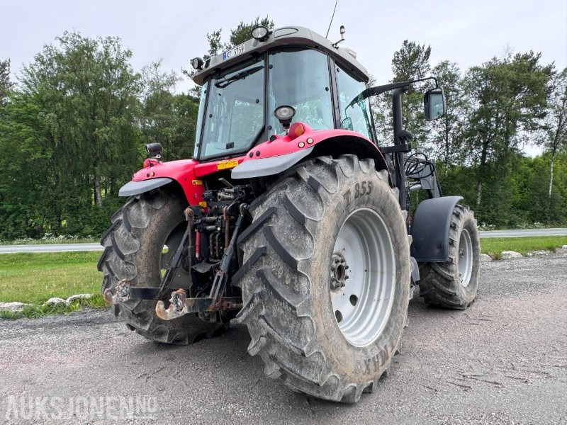 2004 Massey Ferguson 6480 Dynashift - Frontlaster med hydraulisk redskapslås - Fronthydraulikk - 40 km - Fjærende hytte - tredje funksjon - Traktor: slika 2004 Massey Ferguson 6480 Dynashift - Frontlaster med hydraulisk redskapslås - Fronthydraulikk - 40 km - Fjærende hytte - tredje funksjon - Traktor 2004 Massey Ferguson 6480 Dynashift - Frontlaster med hydraulisk redskapslås - Fronthydraulikk - 40 km - Fjærende hytte - tredje funksjon - Traktor: slika 2004 Massey Ferguson 6480 Dynashift - Frontlaster med hydraulisk redskapslås - Fronthydraulikk - 40 km - Fjærende hytte - tredje funksjon - Traktor