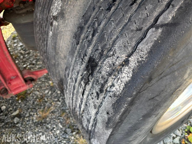 Kamion s kukastom dizalicom 2005 Iveco 260S48 krokløft: slika Kamion s kukastom dizalicom 2005 Iveco 260S48 krokløft Kamion s kukastom dizalicom 2005 Iveco 260S48 krokløft: slika Kamion s kukastom dizalicom 2005 Iveco 260S48 krokløft