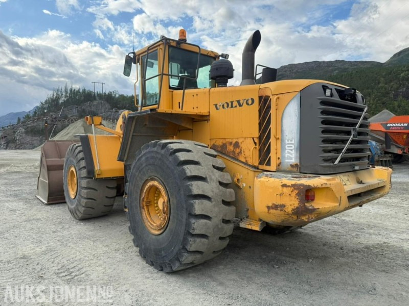 2005 Volvo L220E HJULLASTER - 15364 Timer - Utovarivač na kotačima: slika 2005 Volvo L220E HJULLASTER - 15364 Timer - Utovarivač na kotačima 2005 Volvo L220E HJULLASTER - 15364 Timer - Utovarivač na kotačima: slika 2005 Volvo L220E HJULLASTER - 15364 Timer - Utovarivač na kotačima