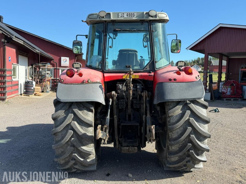 2006 Massey Ferguson 6480 - Traktor: slika  2006 Massey Ferguson 6480 - Traktor 2006 Massey Ferguson 6480 - Traktor: slika  2006 Massey Ferguson 6480 - Traktor