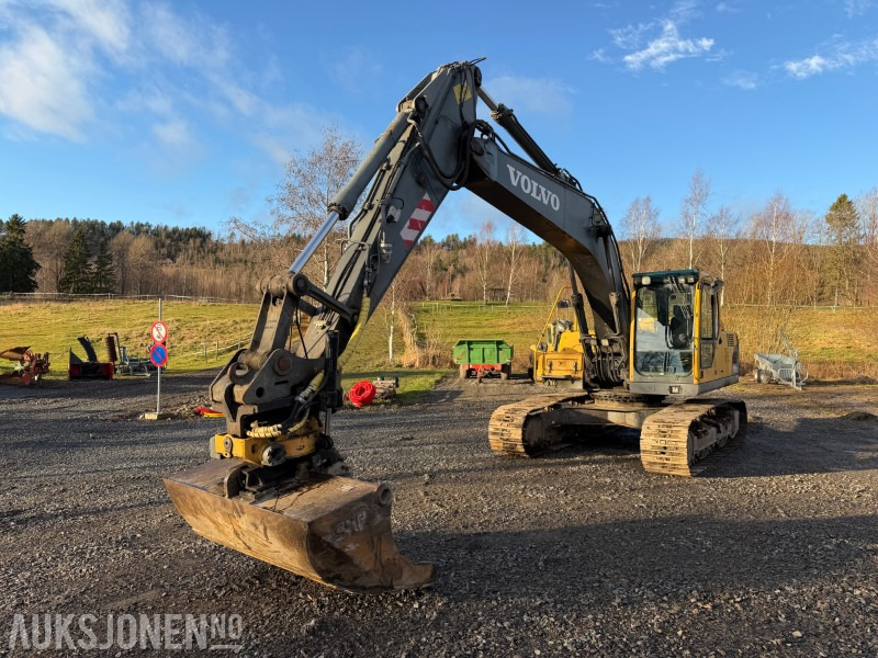 2006 Volvo EC 210B med Engcon EC20 tiltrotator, HK feste, pusseskuff og graveskuff - Bager: slika 2006 Volvo EC 210B med Engcon EC20 tiltrotator, HK feste, pusseskuff og graveskuff - Bager 2006 Volvo EC 210B med Engcon EC20 tiltrotator, HK feste, pusseskuff og graveskuff - Bager: slika 2006 Volvo EC 210B med Engcon EC20 tiltrotator, HK feste, pusseskuff og graveskuff - Bager