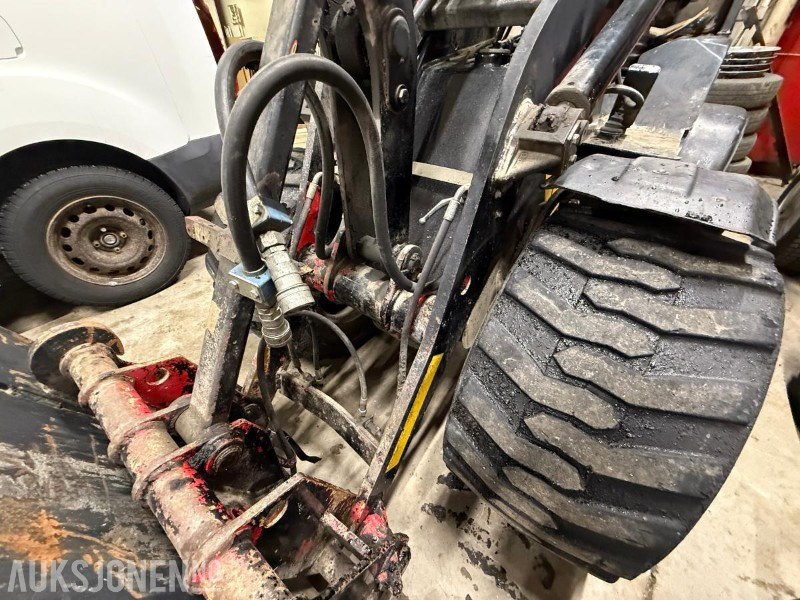 2006 Weidemann 1350CX Hjullaster - 3387T - Skuff - Sertifisert - Utovarivač na kotačima: slika 2006 Weidemann 1350CX Hjullaster - 3387T - Skuff - Sertifisert - Utovarivač na kotačima 2006 Weidemann 1350CX Hjullaster - 3387T - Skuff - Sertifisert - Utovarivač na kotačima: slika 2006 Weidemann 1350CX Hjullaster - 3387T - Skuff - Sertifisert - Utovarivač na kotačima