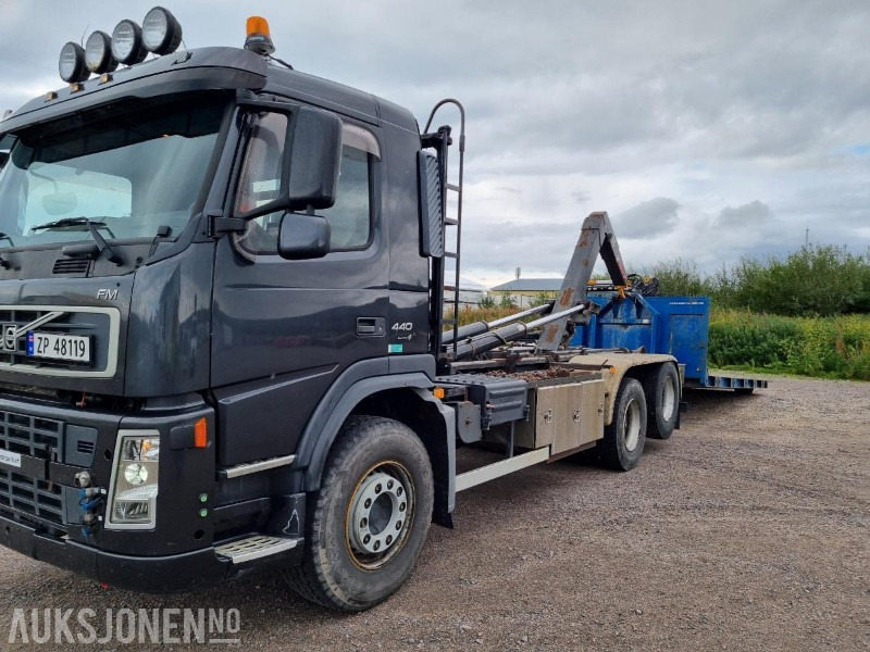 2007 Volvo FM62R Krokbil 6X2 - HIAB 20T - VBG - Tipphydraulikk - 364401KM - Kamion s kukastom dizalicom: slika 2007 Volvo FM62R Krokbil 6X2 - HIAB 20T - VBG - Tipphydraulikk - 364401KM - Kamion s kukastom dizalicom 2007 Volvo FM62R Krokbil 6X2 - HIAB 20T - VBG - Tipphydraulikk - 364401KM - Kamion s kukastom dizalicom: slika 2007 Volvo FM62R Krokbil 6X2 - HIAB 20T - VBG - Tipphydraulikk - 364401KM - Kamion s kukastom dizalicom