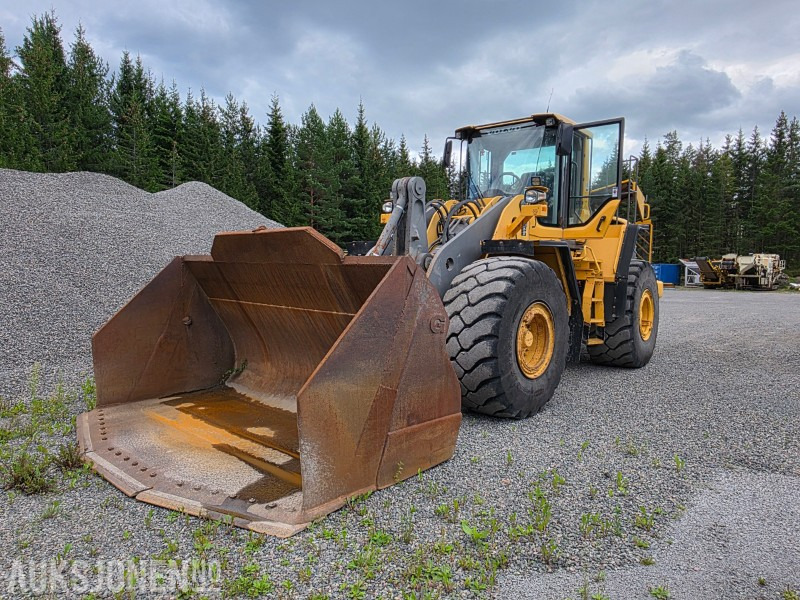 2007 Volvo L180F Hjullaster med vekt - 18510 Arbeidstimer - Utovarivač na kotačima: slika 2007 Volvo L180F Hjullaster med vekt - 18510 Arbeidstimer - Utovarivač na kotačima 2007 Volvo L180F Hjullaster med vekt - 18510 Arbeidstimer - Utovarivač na kotačima: slika 2007 Volvo L180F Hjullaster med vekt - 18510 Arbeidstimer - Utovarivač na kotačima