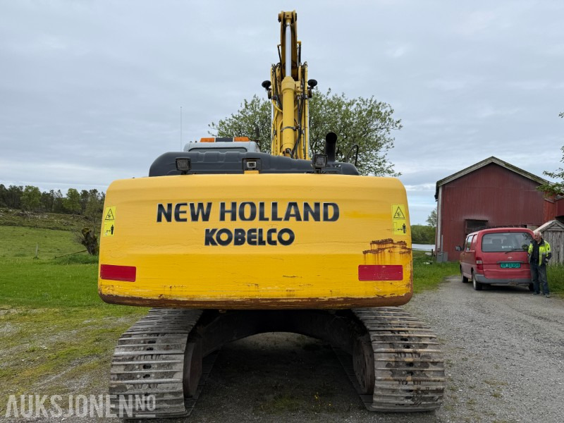 2008 Kobelco E215B Beltegraver - 2 skuffer - Rotortilt og leddet bom - Bager: slika 2008 Kobelco E215B Beltegraver - 2 skuffer - Rotortilt og leddet bom - Bager 2008 Kobelco E215B Beltegraver - 2 skuffer - Rotortilt og leddet bom - Bager: slika 2008 Kobelco E215B Beltegraver - 2 skuffer - Rotortilt og leddet bom - Bager