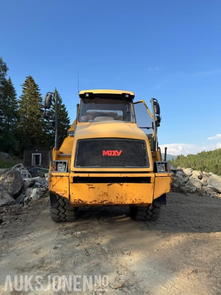 2008 Moxy MT26HL 6x6 – Dumper med hvite skilt – Leveres sertifisert - Istovarivač: slika 2008 Moxy MT26HL 6x6 – Dumper med hvite skilt – Leveres sertifisert - Istovarivač 2008 Moxy MT26HL 6x6 – Dumper med hvite skilt – Leveres sertifisert - Istovarivač: slika 2008 Moxy MT26HL 6x6 – Dumper med hvite skilt – Leveres sertifisert - Istovarivač