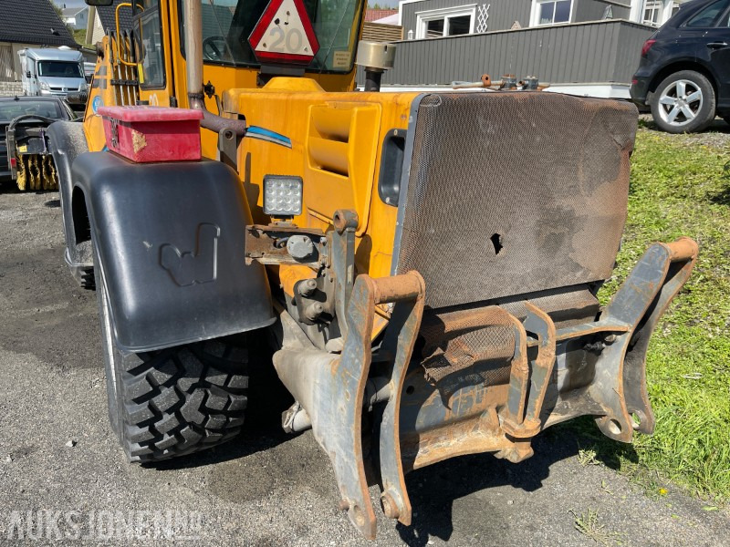 2008 Wille 855C-C44 med snøskuffe og skjær - Utovarivač na kotačima: slika 2008 Wille 855C-C44 med snøskuffe og skjær - Utovarivač na kotačima 2008 Wille 855C-C44 med snøskuffe og skjær - Utovarivač na kotačima: slika 2008 Wille 855C-C44 med snøskuffe og skjær - Utovarivač na kotačima