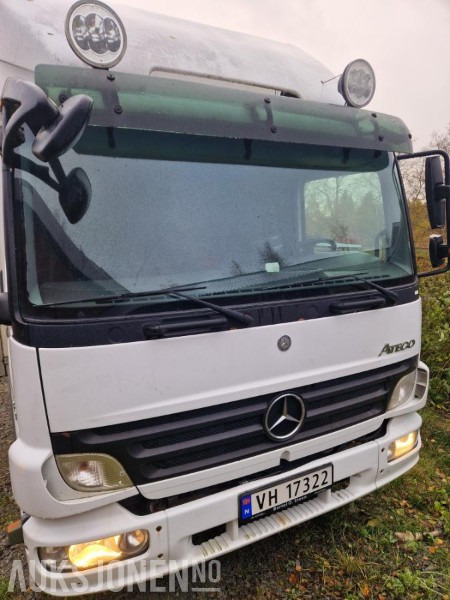 2009 Mercedes-Benz ATEGO 818L todelt skap Bodel Hengerfeste - Kamion sandučar: slika 2009 Mercedes-Benz ATEGO 818L todelt skap Bodel Hengerfeste - Kamion sandučar 2009 Mercedes-Benz ATEGO 818L todelt skap Bodel Hengerfeste - Kamion sandučar: slika 2009 Mercedes-Benz ATEGO 818L todelt skap Bodel Hengerfeste - Kamion sandučar