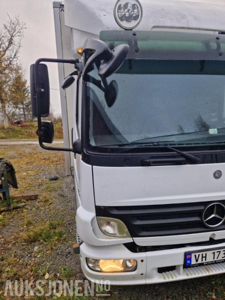 2009 Mercedes-Benz ATEGO 818L todelt skap Bodel Hengerfeste - Kamion sandučar: slika 2009 Mercedes-Benz ATEGO 818L todelt skap Bodel Hengerfeste - Kamion sandučar 2009 Mercedes-Benz ATEGO 818L todelt skap Bodel Hengerfeste - Kamion sandučar: slika 2009 Mercedes-Benz ATEGO 818L todelt skap Bodel Hengerfeste - Kamion sandučar