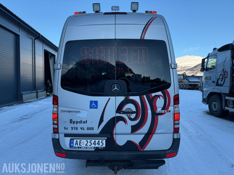 2009 Mercedes-Benz Sprinter 17-seter minibuss – Rullestolheis & godt vedlikeholdt - Minibus, Putnički kombi: slika 2009 Mercedes-Benz Sprinter 17-seter minibuss – Rullestolheis & godt vedlikeholdt - Minibus, Putnički kombi 2009 Mercedes-Benz Sprinter 17-seter minibuss – Rullestolheis & godt vedlikeholdt - Minibus, Putnički kombi: slika 2009 Mercedes-Benz Sprinter 17-seter minibuss – Rullestolheis & godt vedlikeholdt - Minibus, Putnički kombi