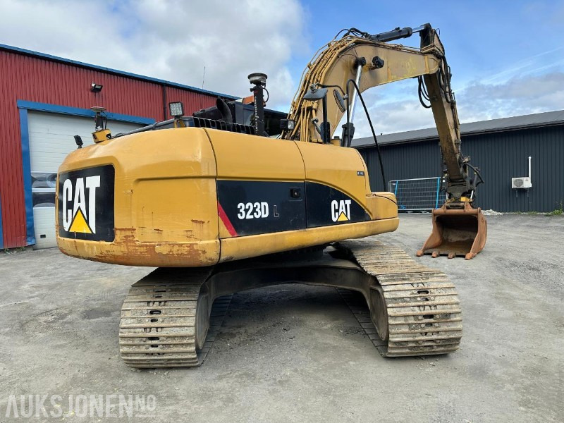2010 CAT 323D GRAVEMASKIN - 14167 TIMER - Bager: slika 2010 CAT 323D GRAVEMASKIN - 14167 TIMER - Bager 2010 CAT 323D GRAVEMASKIN - 14167 TIMER - Bager: slika 2010 CAT 323D GRAVEMASKIN - 14167 TIMER - Bager