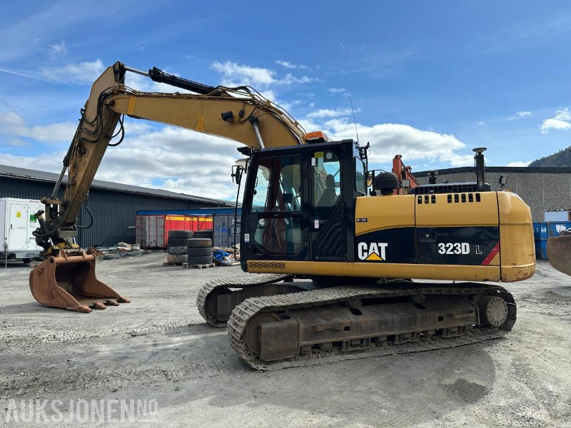 2010 CAT 323D GRAVEMASKIN - 14167 TIMER - Bager: slika 2010 CAT 323D GRAVEMASKIN - 14167 TIMER - Bager 2010 CAT 323D GRAVEMASKIN - 14167 TIMER - Bager: slika 2010 CAT 323D GRAVEMASKIN - 14167 TIMER - Bager