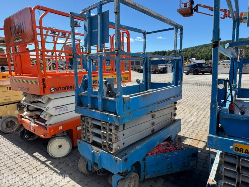 2010 Genie GS1932 sakselift / 8 meter / rep.objekt - Podizna platforma: slika 2010 Genie GS1932 sakselift / 8 meter / rep.objekt - Podizna platforma 2010 Genie GS1932 sakselift / 8 meter / rep.objekt - Podizna platforma: slika 2010 Genie GS1932 sakselift / 8 meter / rep.objekt - Podizna platforma