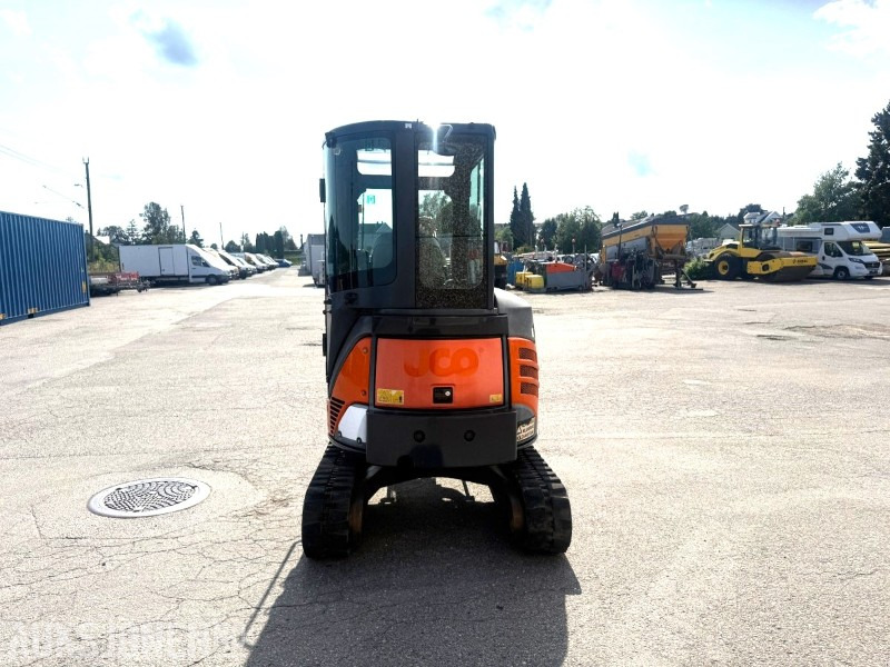 2010 Hitachi ZX22U-2 CLR minigraver med 3 skuffer - Bager: slika 2010 Hitachi ZX22U-2 CLR minigraver med 3 skuffer - Bager 2010 Hitachi ZX22U-2 CLR minigraver med 3 skuffer - Bager: slika 2010 Hitachi ZX22U-2 CLR minigraver med 3 skuffer - Bager