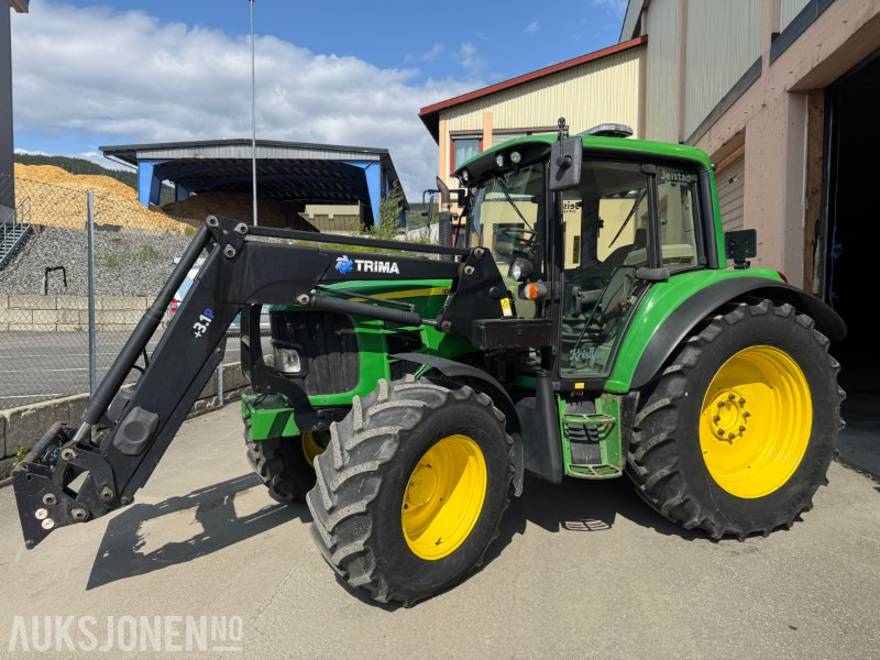 2011 John Deere 6430 Premium traktor med laster - Traktor: slika 2011 John Deere 6430 Premium traktor med laster - Traktor 2011 John Deere 6430 Premium traktor med laster - Traktor: slika 2011 John Deere 6430 Premium traktor med laster - Traktor