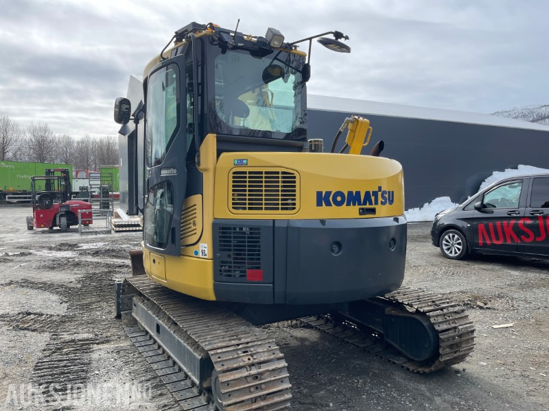 2011 Komatsu PC 78 US-8 Graver med Tiltrotator og tre skuffer - Bager: slika 2011 Komatsu PC 78 US-8 Graver med Tiltrotator og tre skuffer - Bager 2011 Komatsu PC 78 US-8 Graver med Tiltrotator og tre skuffer - Bager: slika 2011 Komatsu PC 78 US-8 Graver med Tiltrotator og tre skuffer - Bager