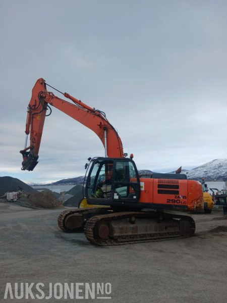 2012 Hitachi ZX290LC-5B gravemaskin, sertifisert, skuffe og tiltrotator - Bager: slika 2012 Hitachi ZX290LC-5B gravemaskin, sertifisert, skuffe og tiltrotator - Bager 2012 Hitachi ZX290LC-5B gravemaskin, sertifisert, skuffe og tiltrotator - Bager: slika 2012 Hitachi ZX290LC-5B gravemaskin, sertifisert, skuffe og tiltrotator - Bager