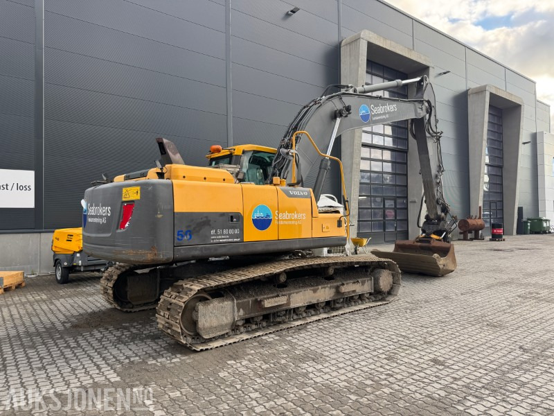 2012 Volvo EC220DL Beltegraver - Gravemaskin - Encon Tiltrotator - Bager: slika 2012 Volvo EC220DL Beltegraver - Gravemaskin - Encon Tiltrotator - Bager 2012 Volvo EC220DL Beltegraver - Gravemaskin - Encon Tiltrotator - Bager: slika 2012 Volvo EC220DL Beltegraver - Gravemaskin - Encon Tiltrotator - Bager