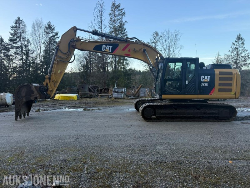 2013 Cat 323 BELTEGRAVER SERVICEHISTORIKK 2 SKUFFER SENTRALSMØRING KUN 2 EIERE. - Bager: slika 2013 Cat 323 BELTEGRAVER SERVICEHISTORIKK 2 SKUFFER SENTRALSMØRING KUN 2 EIERE. - Bager 2013 Cat 323 BELTEGRAVER SERVICEHISTORIKK 2 SKUFFER SENTRALSMØRING KUN 2 EIERE. - Bager: slika 2013 Cat 323 BELTEGRAVER SERVICEHISTORIKK 2 SKUFFER SENTRALSMØRING KUN 2 EIERE. - Bager