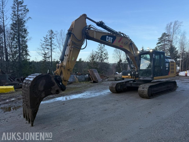 2013 Cat 323 BELTEGRAVER SERVICEHISTORIKK 2 SKUFFER SENTRALSMØRING KUN 2 EIERE. - Bager: slika 2013 Cat 323 BELTEGRAVER SERVICEHISTORIKK 2 SKUFFER SENTRALSMØRING KUN 2 EIERE. - Bager 2013 Cat 323 BELTEGRAVER SERVICEHISTORIKK 2 SKUFFER SENTRALSMØRING KUN 2 EIERE. - Bager: slika 2013 Cat 323 BELTEGRAVER SERVICEHISTORIKK 2 SKUFFER SENTRALSMØRING KUN 2 EIERE. - Bager