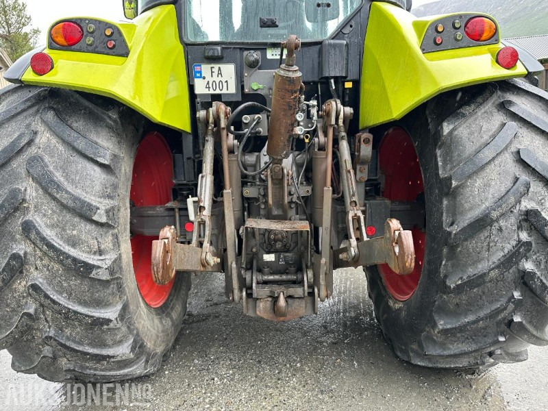2013 Claas Arion 430 TRAKTOR MED FRONTLESSEAPPARAT - 5619 Timer - Traktor: slika 2013 Claas Arion 430 TRAKTOR MED FRONTLESSEAPPARAT - 5619 Timer - Traktor 2013 Claas Arion 430 TRAKTOR MED FRONTLESSEAPPARAT - 5619 Timer - Traktor: slika 2013 Claas Arion 430 TRAKTOR MED FRONTLESSEAPPARAT - 5619 Timer - Traktor