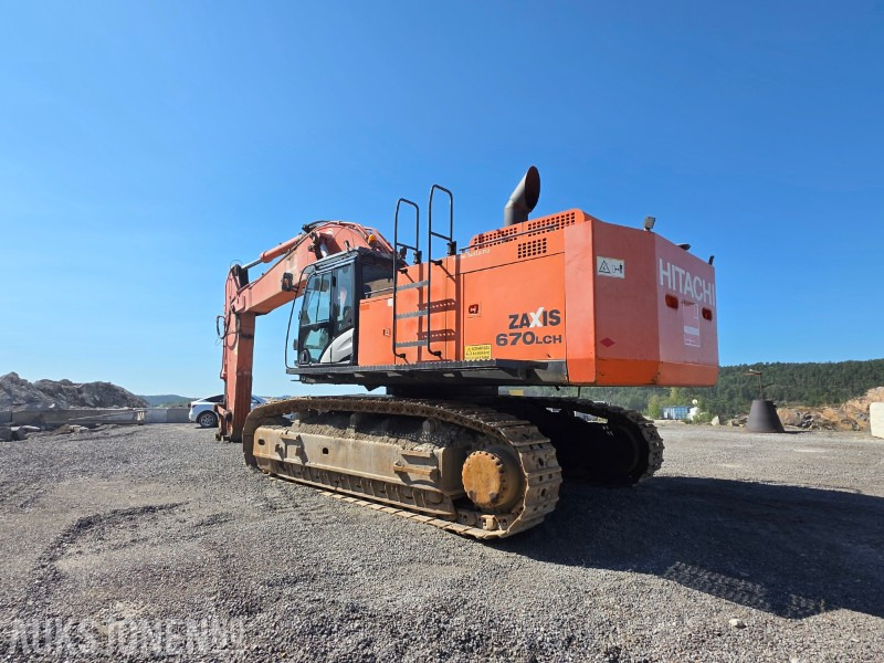 2013 Hitachi ZX670LCH-5 Beltegraver - Nasta 3800L Graveskuff - 15425 Arbeidstimer - Servicehistorikk - Bager: slika 2013 Hitachi ZX670LCH-5 Beltegraver - Nasta 3800L Graveskuff - 15425 Arbeidstimer - Servicehistorikk - Bager 2013 Hitachi ZX670LCH-5 Beltegraver - Nasta 3800L Graveskuff - 15425 Arbeidstimer - Servicehistorikk - Bager: slika 2013 Hitachi ZX670LCH-5 Beltegraver - Nasta 3800L Graveskuff - 15425 Arbeidstimer - Servicehistorikk - Bager