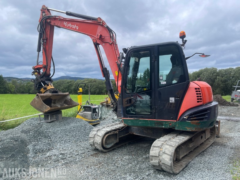 2013 Kubota KX080-4 | Rototilt | Pusseskuff | 4950 timer - Bager: slika 2013 Kubota KX080-4 | Rototilt | Pusseskuff | 4950 timer - Bager 2013 Kubota KX080-4 | Rototilt | Pusseskuff | 4950 timer - Bager: slika 2013 Kubota KX080-4 | Rototilt | Pusseskuff | 4950 timer - Bager