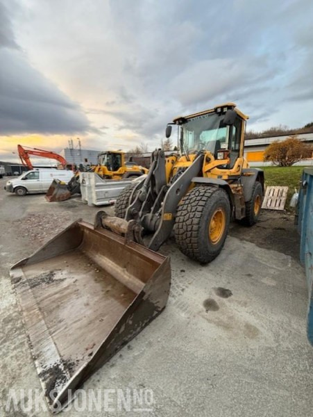 2013 Volvo L70G - Utovarivač na kotačima: slika 2013 Volvo L70G - Utovarivač na kotačima 2013 Volvo L70G - Utovarivač na kotačima: slika 2013 Volvo L70G - Utovarivač na kotačima