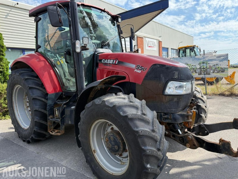 2014 CASE IH Farmall 95 Traktor m/fronthyraulikk. - Traktor: slika 2014 CASE IH Farmall 95 Traktor m/fronthyraulikk. - Traktor 2014 CASE IH Farmall 95 Traktor m/fronthyraulikk. - Traktor: slika 2014 CASE IH Farmall 95 Traktor m/fronthyraulikk. - Traktor