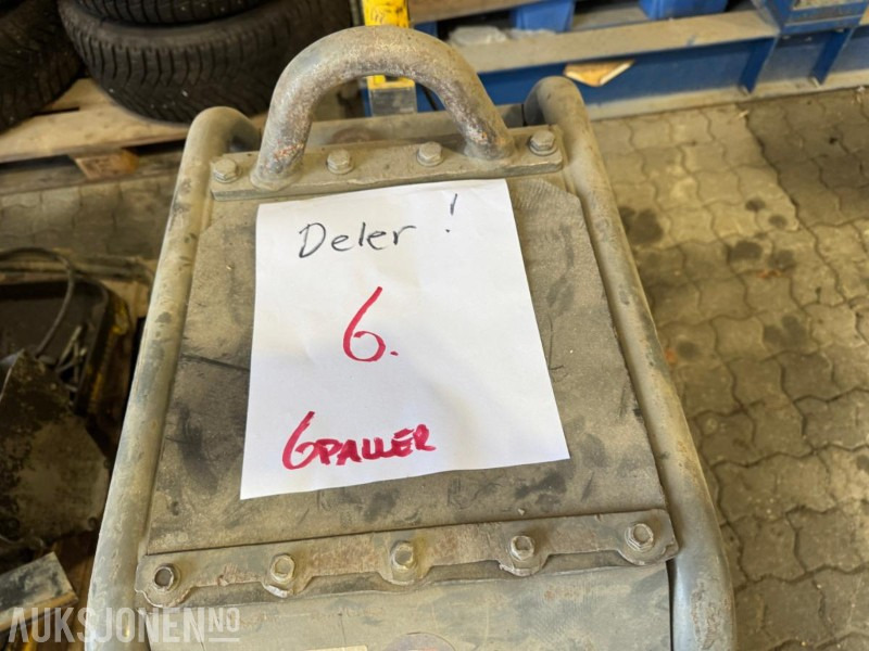 2014 Wacker Neuson vibroplater deler og repobjekt - Valjak: slika 2014 Wacker Neuson vibroplater deler og repobjekt - Valjak 2014 Wacker Neuson vibroplater deler og repobjekt - Valjak: slika 2014 Wacker Neuson vibroplater deler og repobjekt - Valjak