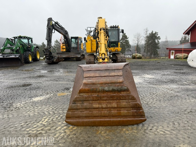 2015 Komatsu PC228USLC-10 / Tiltrotator / Leica GPS / Sentralsmøring / S70 - Bager gusjeničar: slika 2015 Komatsu PC228USLC-10 / Tiltrotator / Leica GPS / Sentralsmøring / S70 - Bager gusjeničar 2015 Komatsu PC228USLC-10 / Tiltrotator / Leica GPS / Sentralsmøring / S70 - Bager gusjeničar: slika 2015 Komatsu PC228USLC-10 / Tiltrotator / Leica GPS / Sentralsmøring / S70 - Bager gusjeničar