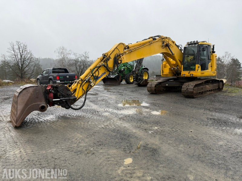 2015 Komatsu PC228USLC-10 / Tiltrotator / Leica GPS / Sentralsmøring / S70 - Bager gusjeničar: slika 2015 Komatsu PC228USLC-10 / Tiltrotator / Leica GPS / Sentralsmøring / S70 - Bager gusjeničar 2015 Komatsu PC228USLC-10 / Tiltrotator / Leica GPS / Sentralsmøring / S70 - Bager gusjeničar: slika 2015 Komatsu PC228USLC-10 / Tiltrotator / Leica GPS / Sentralsmøring / S70 - Bager gusjeničar