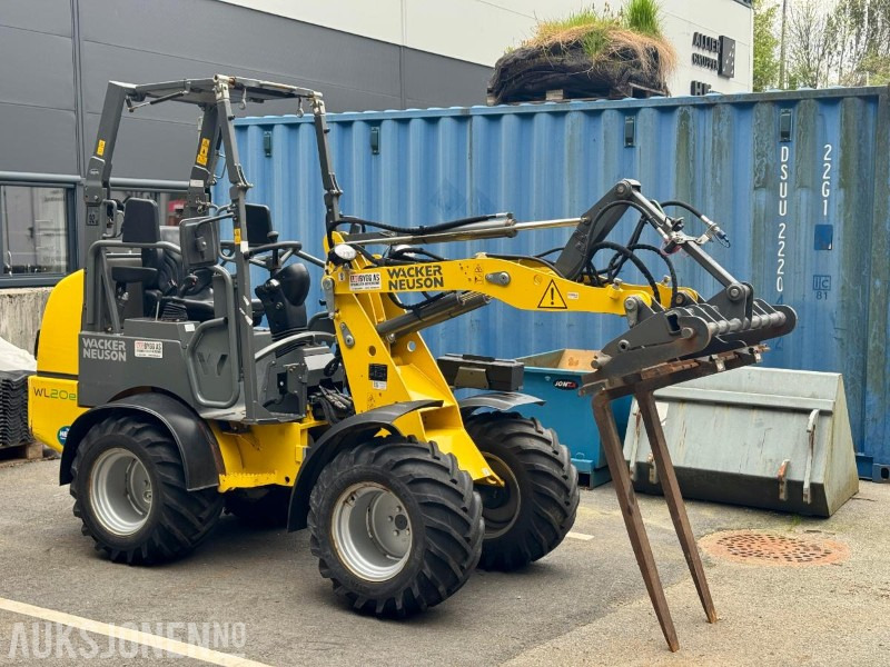 2015 Wacker Neuson WL20e - Elektrisk Hjullaster - Skuffe - Gafler - Minicontainer m/Tipp - Timer: 452 - Utovarivač na kotačima: slika 2015 Wacker Neuson WL20e - Elektrisk Hjullaster - Skuffe - Gafler - Minicontainer m/Tipp - Timer: 452 - Utovarivač na kotačima 2015 Wacker Neuson WL20e - Elektrisk Hjullaster - Skuffe - Gafler - Minicontainer m/Tipp - Timer: 452 - Utovarivač na kotačima: slika 2015 Wacker Neuson WL20e - Elektrisk Hjullaster - Skuffe - Gafler - Minicontainer m/Tipp - Timer: 452 - Utovarivač na kotačima