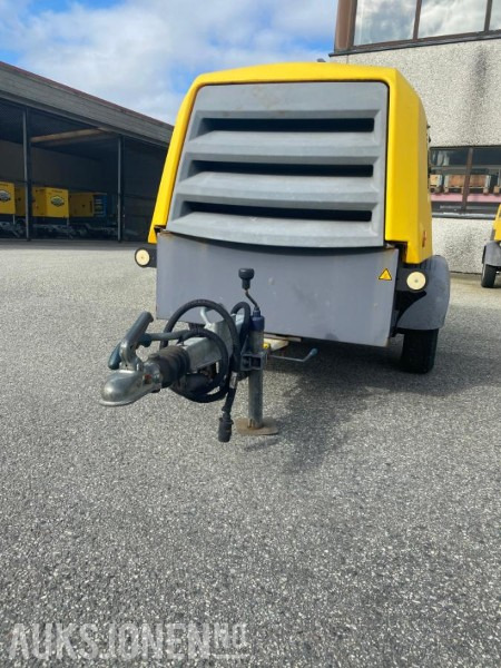2016 Atlas Copco XAS 68KD luftkompressor - 1367 timer. - Platforma za bušenje: slika 2016 Atlas Copco XAS 68KD luftkompressor - 1367 timer. - Platforma za bušenje 2016 Atlas Copco XAS 68KD luftkompressor - 1367 timer. - Platforma za bušenje: slika 2016 Atlas Copco XAS 68KD luftkompressor - 1367 timer. - Platforma za bušenje