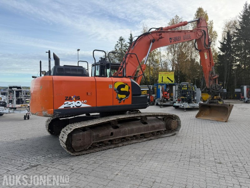 2016 Hitachi Zaxiz 210LC BELTEGRAVER ENGCON TILTROTATOR SERVICEHISTORIKK. - Bager: slika 2016 Hitachi Zaxiz 210LC BELTEGRAVER ENGCON TILTROTATOR SERVICEHISTORIKK. - Bager 2016 Hitachi Zaxiz 210LC BELTEGRAVER ENGCON TILTROTATOR SERVICEHISTORIKK. - Bager: slika 2016 Hitachi Zaxiz 210LC BELTEGRAVER ENGCON TILTROTATOR SERVICEHISTORIKK. - Bager