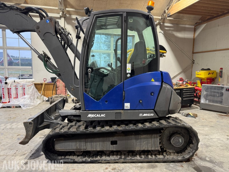 2016 Mecalac 8MCR-T4 gravemaskin - Mini bager: slika 2016 Mecalac 8MCR-T4 gravemaskin - Mini bager 2016 Mecalac 8MCR-T4 gravemaskin - Mini bager: slika 2016 Mecalac 8MCR-T4 gravemaskin - Mini bager