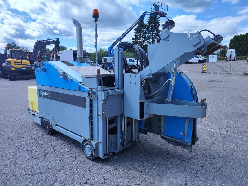 2016 Nextec Diamond trencher DT60 Gulvsag med automatisk nedlegging av trekkerør for fiberkabel - Građevinska oprema: slika 2016 Nextec Diamond trencher DT60 Gulvsag med automatisk nedlegging av trekkerør for fiberkabel - Građevinska oprema 2016 Nextec Diamond trencher DT60 Gulvsag med automatisk nedlegging av trekkerør for fiberkabel - Građevinska oprema: slika 2016 Nextec Diamond trencher DT60 Gulvsag med automatisk nedlegging av trekkerør for fiberkabel - Građevinska oprema
