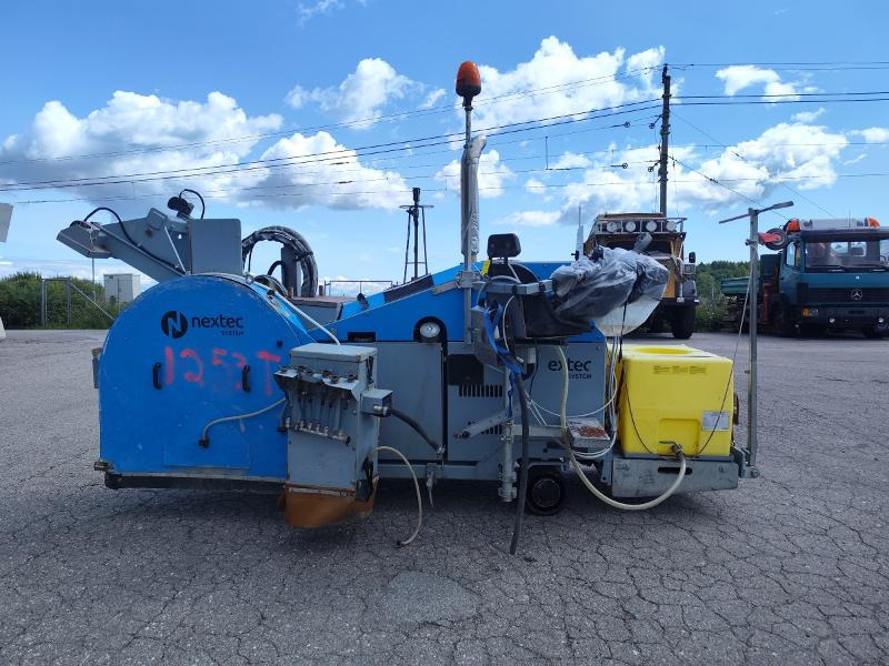2016 Nextec Diamond trencher DT60 Gulvsag med automatisk nedlegging av trekkerør for fiberkabel - Građevinska oprema: slika 2016 Nextec Diamond trencher DT60 Gulvsag med automatisk nedlegging av trekkerør for fiberkabel - Građevinska oprema 2016 Nextec Diamond trencher DT60 Gulvsag med automatisk nedlegging av trekkerør for fiberkabel - Građevinska oprema: slika 2016 Nextec Diamond trencher DT60 Gulvsag med automatisk nedlegging av trekkerør for fiberkabel - Građevinska oprema