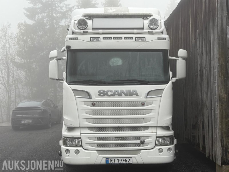 2016 Scania R 520 EURO 6T med bakmontert Palfingerkran - Kamion s kranom: slika 2016 Scania R 520 EURO 6T med bakmontert Palfingerkran - Kamion s kranom 2016 Scania R 520 EURO 6T med bakmontert Palfingerkran - Kamion s kranom: slika 2016 Scania R 520 EURO 6T med bakmontert Palfingerkran - Kamion s kranom