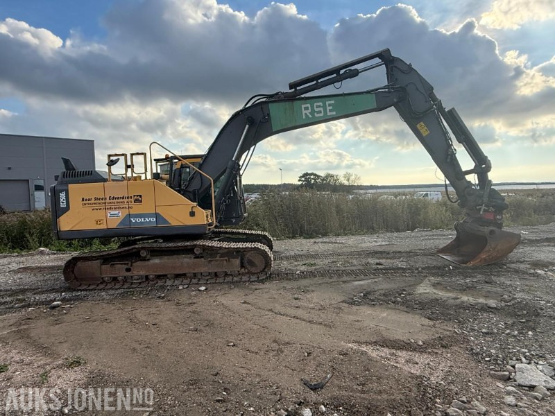 2016 VOLVO EC250EL FULLT UTRUSTET RIVNINGSMASKIN - ROTOTILT - SENTRALSMØRING - 6029 TIMER. - Bager: slika 2016 VOLVO EC250EL FULLT UTRUSTET RIVNINGSMASKIN - ROTOTILT - SENTRALSMØRING - 6029 TIMER. - Bager 2016 VOLVO EC250EL FULLT UTRUSTET RIVNINGSMASKIN - ROTOTILT - SENTRALSMØRING - 6029 TIMER. - Bager: slika 2016 VOLVO EC250EL FULLT UTRUSTET RIVNINGSMASKIN - ROTOTILT - SENTRALSMØRING - 6029 TIMER. - Bager