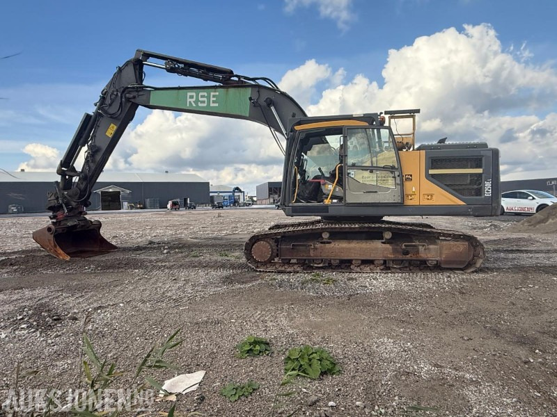 2016 VOLVO EC250EL FULLT UTRUSTET RIVNINGSMASKIN - ROTOTILT - SENTRALSMØRING - 6029 TIMER. - Bager: slika 2016 VOLVO EC250EL FULLT UTRUSTET RIVNINGSMASKIN - ROTOTILT - SENTRALSMØRING - 6029 TIMER. - Bager 2016 VOLVO EC250EL FULLT UTRUSTET RIVNINGSMASKIN - ROTOTILT - SENTRALSMØRING - 6029 TIMER. - Bager: slika 2016 VOLVO EC250EL FULLT UTRUSTET RIVNINGSMASKIN - ROTOTILT - SENTRALSMØRING - 6029 TIMER. - Bager