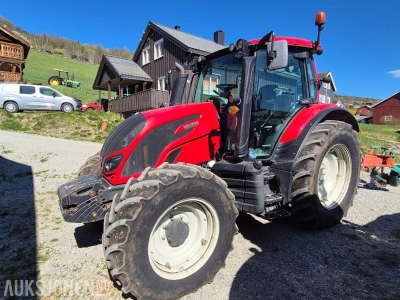 2016 Valtra N154E TwinTrac - Traktor: slika 2016 Valtra N154E TwinTrac - Traktor 2016 Valtra N154E TwinTrac - Traktor: slika 2016 Valtra N154E TwinTrac - Traktor