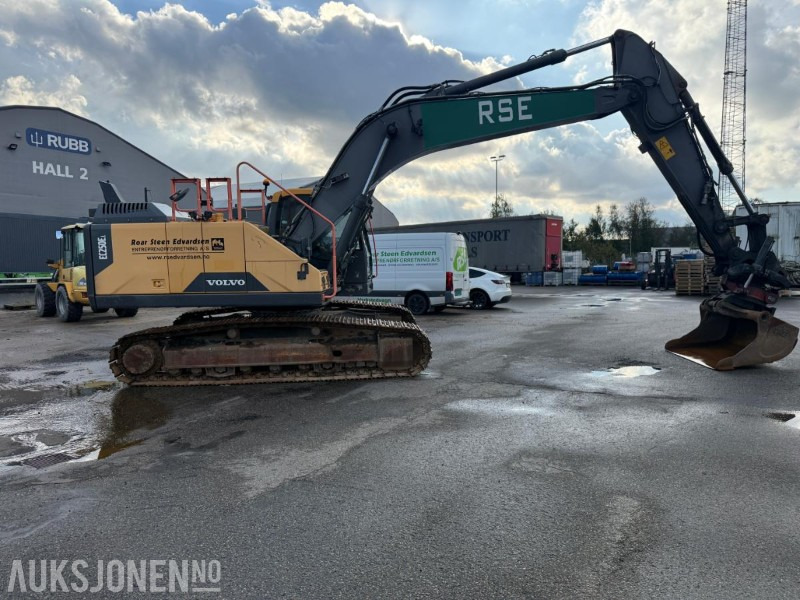 2016 Volvo EC250EL BELTEGRAVER R8 ROTOTILT TOPCON MASKINSTYRING SERVICEHISTORIKK - Bager: slika 2016 Volvo EC250EL BELTEGRAVER R8 ROTOTILT TOPCON MASKINSTYRING SERVICEHISTORIKK - Bager 2016 Volvo EC250EL BELTEGRAVER R8 ROTOTILT TOPCON MASKINSTYRING SERVICEHISTORIKK - Bager: slika 2016 Volvo EC250EL BELTEGRAVER R8 ROTOTILT TOPCON MASKINSTYRING SERVICEHISTORIKK - Bager