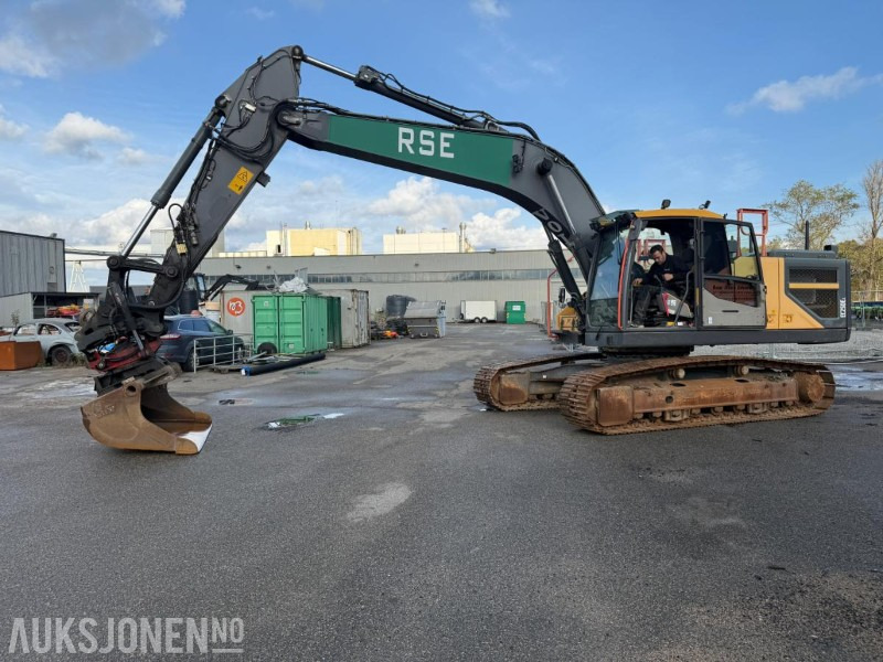 2016 Volvo EC250EL BELTEGRAVER R8 ROTOTILT TOPCON MASKINSTYRING SERVICEHISTORIKK - Bager: slika 2016 Volvo EC250EL BELTEGRAVER R8 ROTOTILT TOPCON MASKINSTYRING SERVICEHISTORIKK - Bager 2016 Volvo EC250EL BELTEGRAVER R8 ROTOTILT TOPCON MASKINSTYRING SERVICEHISTORIKK - Bager: slika 2016 Volvo EC250EL BELTEGRAVER R8 ROTOTILT TOPCON MASKINSTYRING SERVICEHISTORIKK - Bager