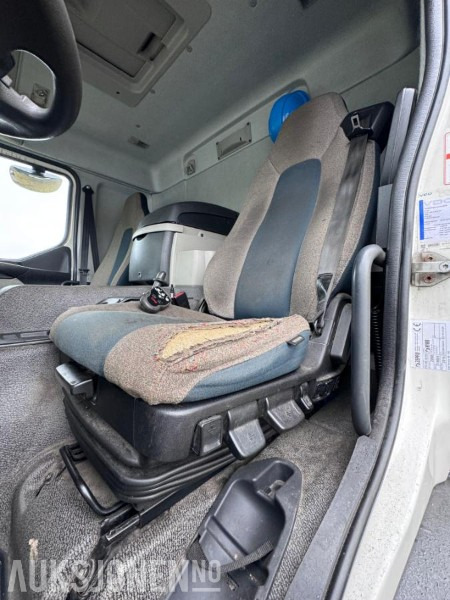 Kamion sandučar 2016 Volvo FE - 320 - Distribusjons lastebil med bakløft - Gått kun 264.000 km: slika Kamion sandučar 2016 Volvo FE - 320 - Distribusjons lastebil med bakløft - Gått kun 264.000 km