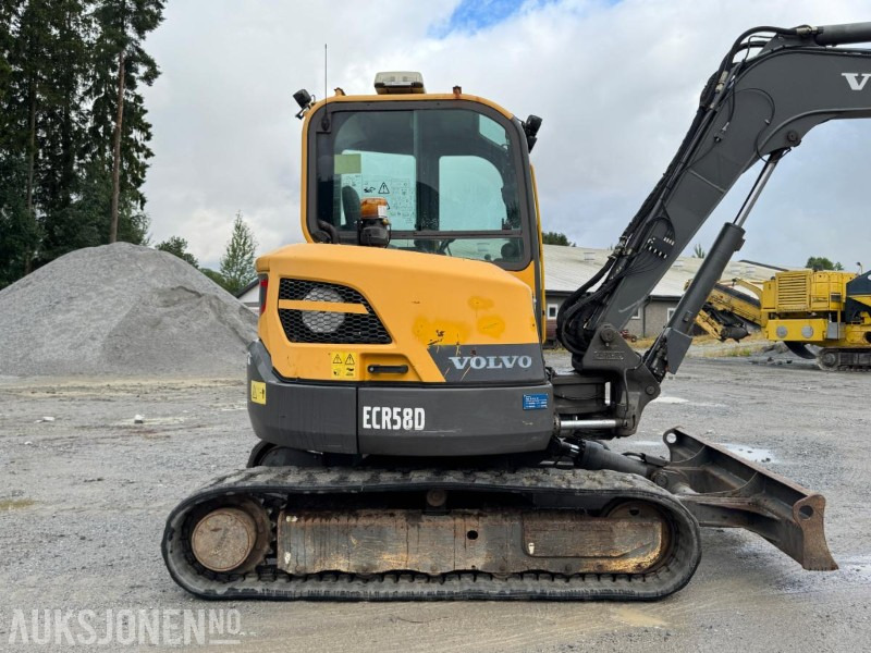 2016 Volvo ecr58d beltegraver 4301t, tiltrotator, pusseskuff,steinskuff - Mini bager: slika 2016 Volvo ecr58d beltegraver 4301t, tiltrotator, pusseskuff,steinskuff - Mini bager 2016 Volvo ecr58d beltegraver 4301t, tiltrotator, pusseskuff,steinskuff - Mini bager: slika 2016 Volvo ecr58d beltegraver 4301t, tiltrotator, pusseskuff,steinskuff - Mini bager