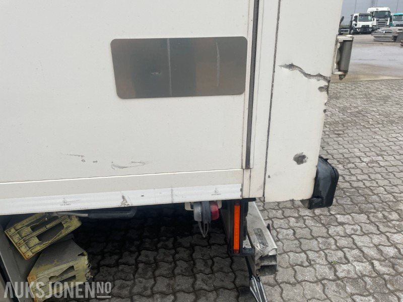 Prikolica sa zatvorenim sandukom 2017 Ekeri Skaphenger 3 akslet m/full sideåpning: slika Prikolica sa zatvorenim sandukom 2017 Ekeri Skaphenger 3 akslet m/full sideåpning Prikolica sa zatvorenim sandukom 2017 Ekeri Skaphenger 3 akslet m/full sideåpning: slika Prikolica sa zatvorenim sandukom 2017 Ekeri Skaphenger 3 akslet m/full sideåpning