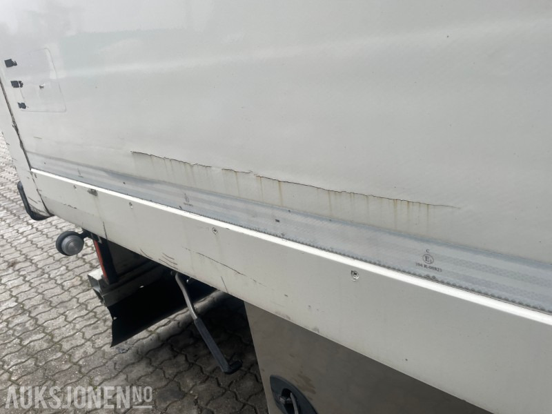 Prikolica sa zatvorenim sandukom 2017 Ekeri Skaphenger 3 akslet m/full sideåpning: slika Prikolica sa zatvorenim sandukom 2017 Ekeri Skaphenger 3 akslet m/full sideåpning Prikolica sa zatvorenim sandukom 2017 Ekeri Skaphenger 3 akslet m/full sideåpning: slika Prikolica sa zatvorenim sandukom 2017 Ekeri Skaphenger 3 akslet m/full sideåpning